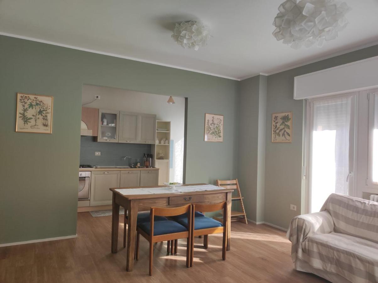 Casa Botta. Ampio Appartamento Luminoso E Confortevole Morbegno Eksteriør billede